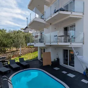 Marko Apartment
